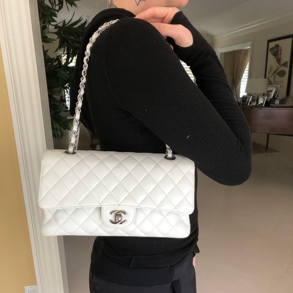 White Chanel Classic Shoulder Bag - Picture 2 of 8